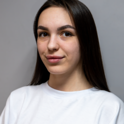 Яна
