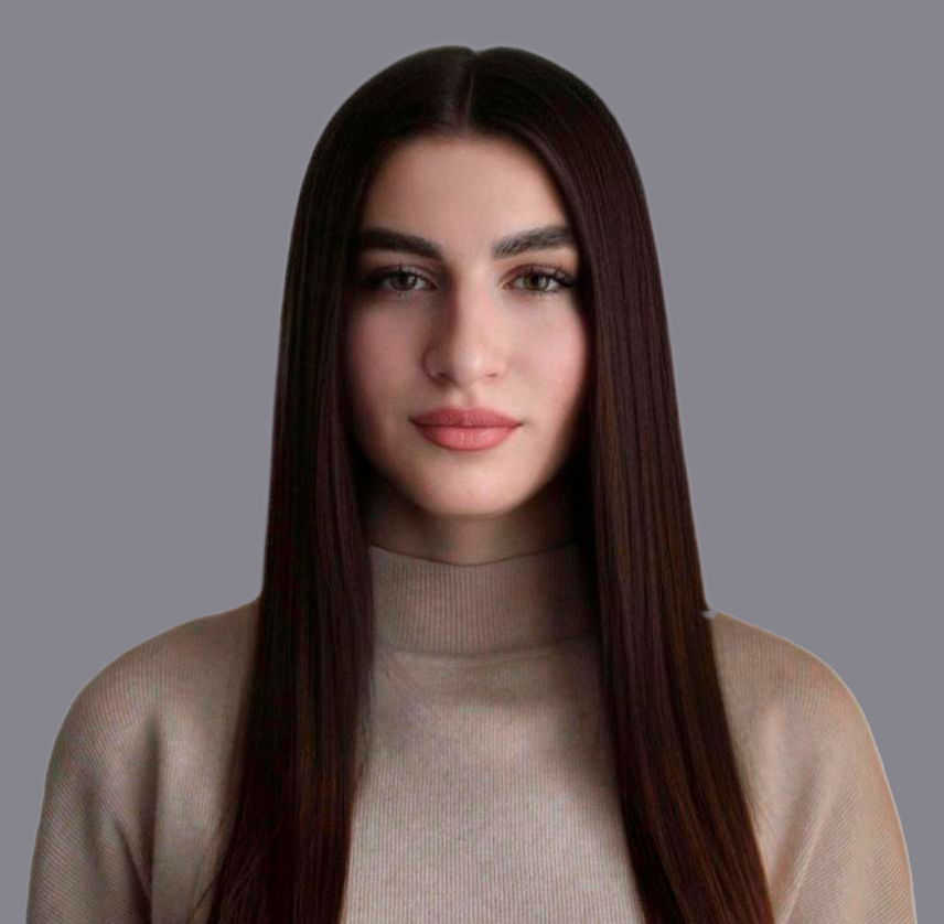 Полина